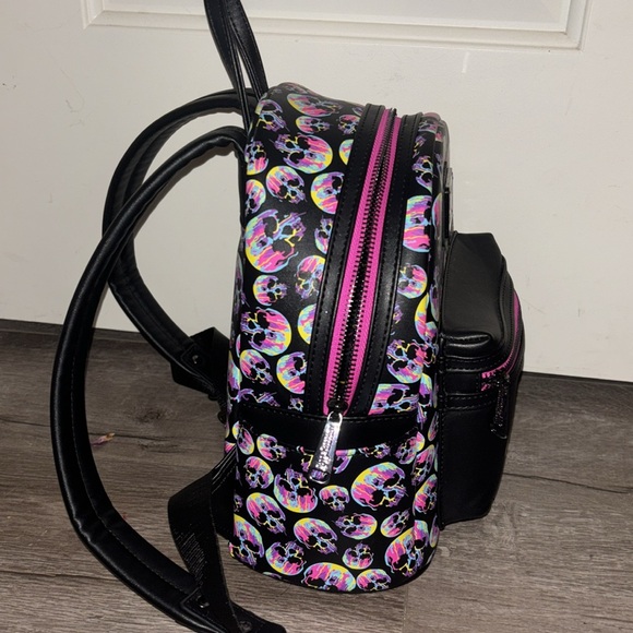 Howl-O-Scream Loungefly - Picture 4 of 8